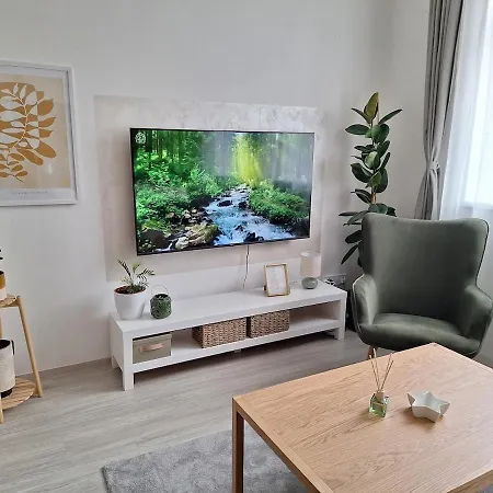 Modern 2kk In The Center Of Апартаменты